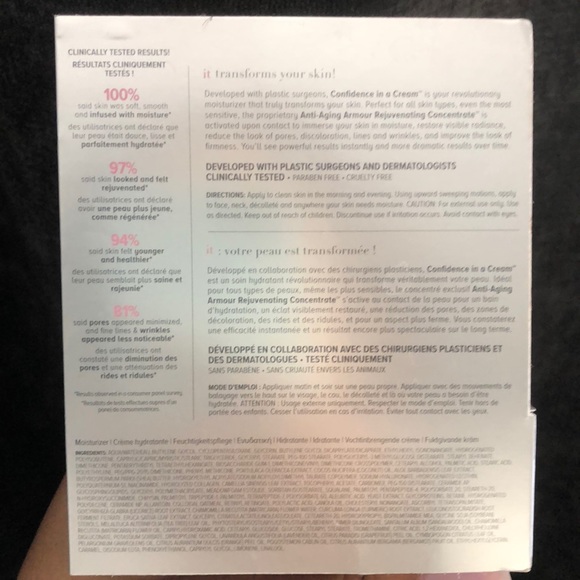 Moisturizing cream - Picture 3 of 3